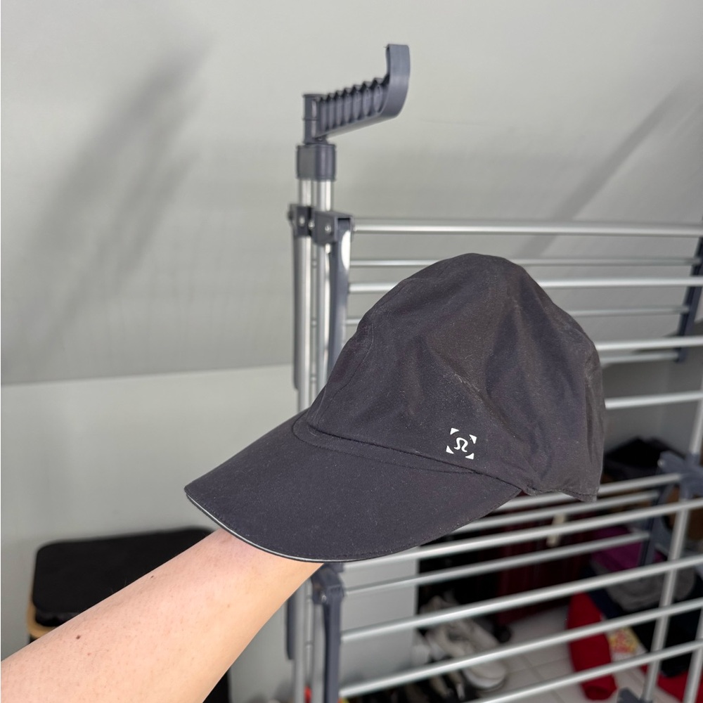 lululemon athletica Black Performance Running Hat